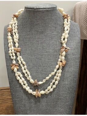 Vintage shell bead necklace
